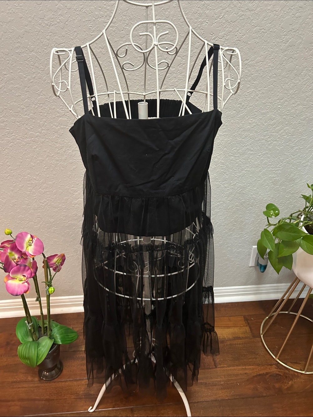 Black Sheer Tulle Layered Slip Dress
By Antropolgie NWT Small